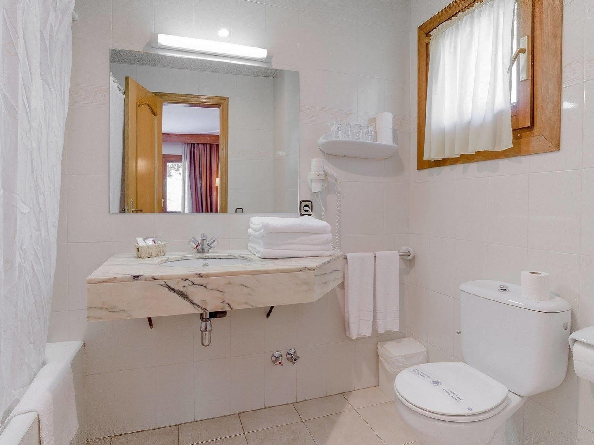 Hotel Sant Miquel Andora  Zewnętrze zdjęcie