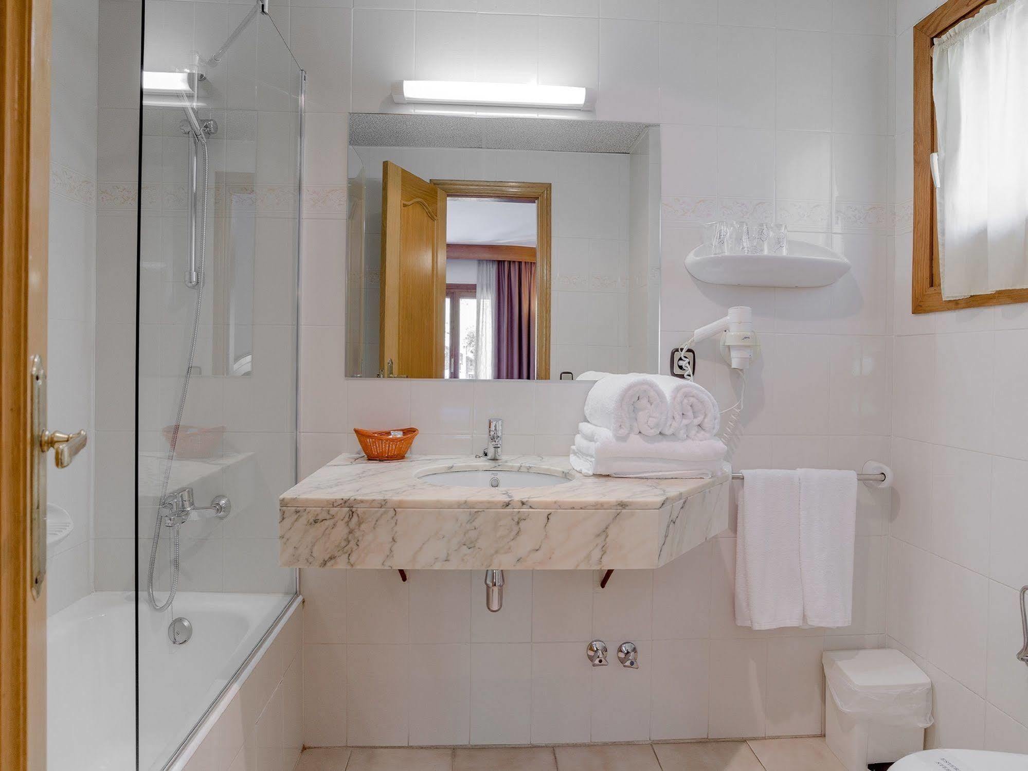 Hotel Sant Miquel Andora  Zewnętrze zdjęcie